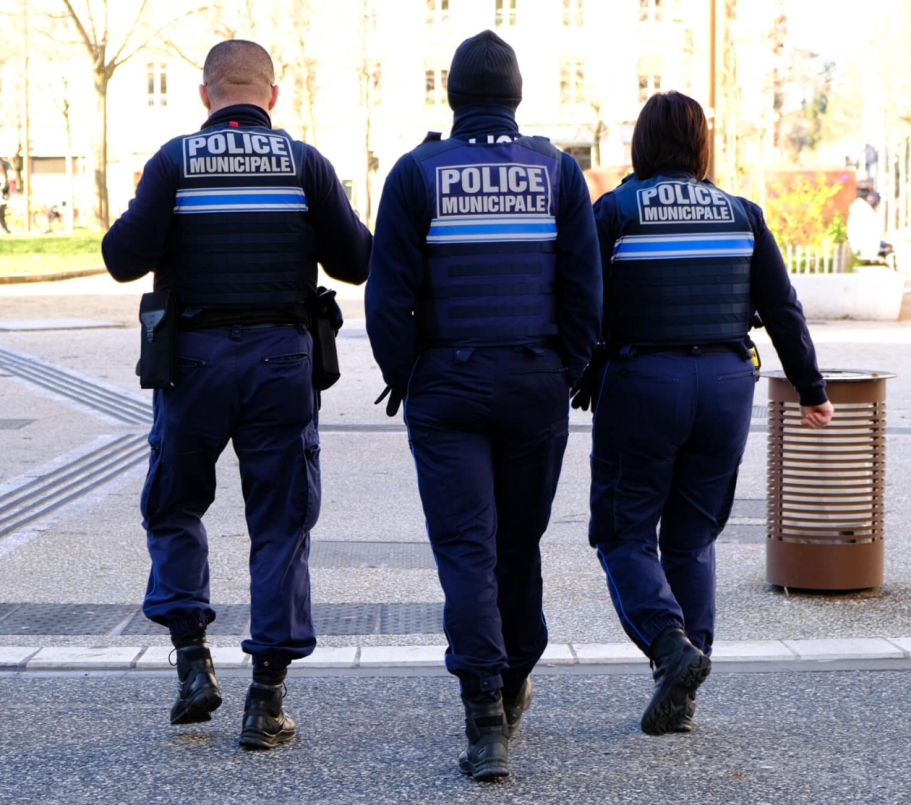 Renforcement des effectifs de police